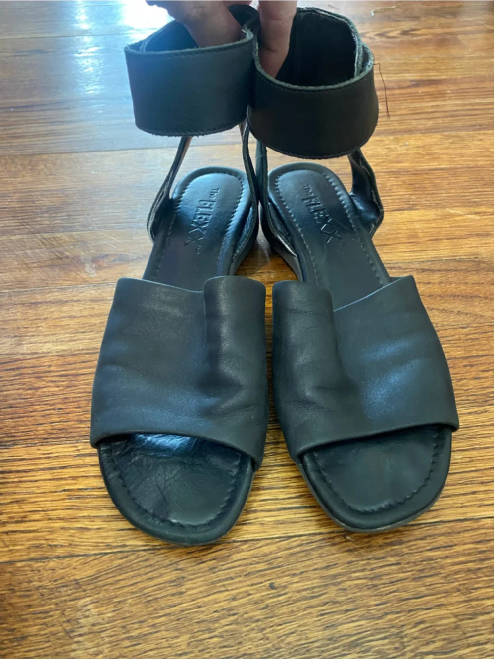 The Flexx Black Leather Ankle Strap Sandals Minimalist Modern Comfort Shoes US 8